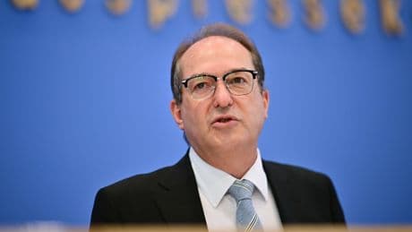 Asylpolitik: Dobrindt: 12.000 Zurückweisungen an den Grenzen seit Mai