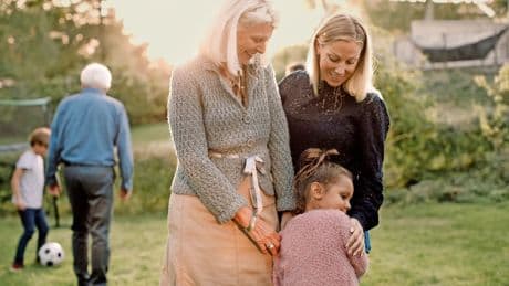 Die Vermögensfrage: Wie man beim Erben den Familienfrieden wahrt