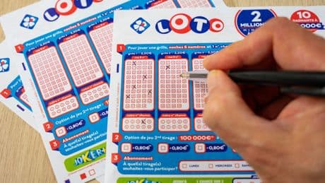 Loto à plusieurs: que se passe-t-il si le détenteur du ticket gagnant refuse de partager?