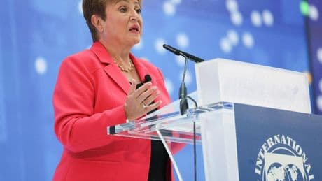 El FMI recomienda reducir deuda, invertir y buscar acuerdos con países terceros frente al golpe de los aranceles