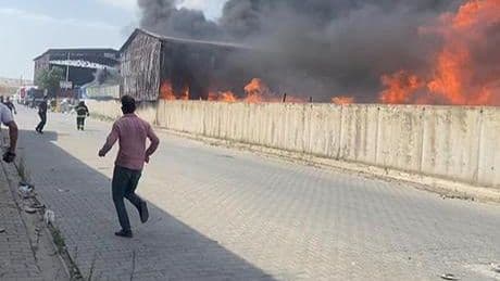 Son dakika... Eskişehir'de fabrika yangını! 2 fabrikaya daha sıçradı