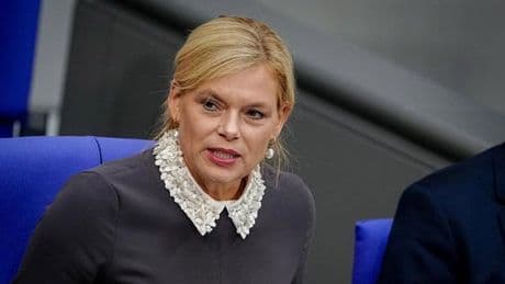 Bundestagspräsidentin: Julia Klöckner weist Kritik an ihrer Amtsführung zurück
