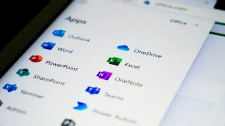 Microsoft planta cara a Google con su paquete Office 365 por menos de 6 euros al mes que incluye almacenamiento en la nube