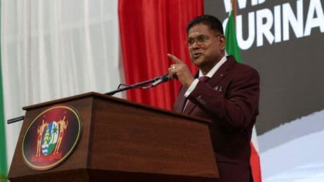 Suriname leent 1,6 miljard dollar voor oliewinning