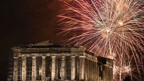 Tourist hotspot beloved by Brits urged to open e-gates to UK this summer