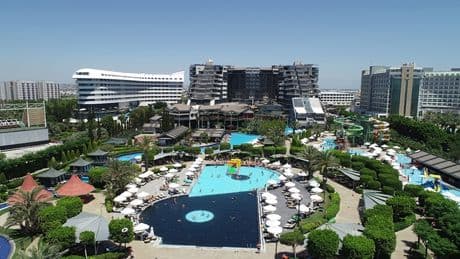 63 yıllık koca çınar iflas etti! Bir zamanlar inşaat ve turizm deviydi...