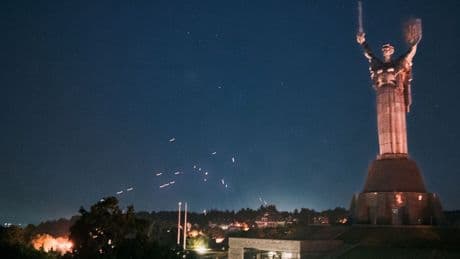 Krieg in der Ukraine: Kiews Drohnenangriffe: Rätseln über Gegenschlag des Kremls