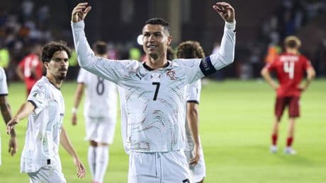 El golazo de Cristiano en la manita de Portugal a Armenia
