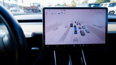 50.000 Euro am Tag: Tesla droht heftige Strafe