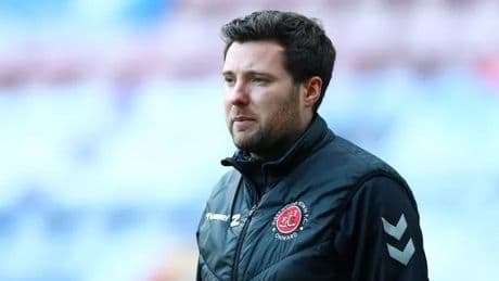 Liverpool close to landing Man Utd coach as worrying Red Devils trend continues
