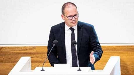 Kabinettsumbildung in Niedersachsen - Tonne soll neuer Wirtschaftsminister werden