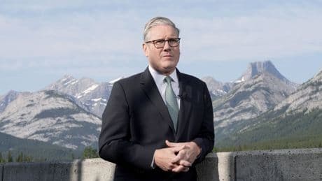 PM denies coalition of the willing is dead as UK pushes for lower Russian oil cap