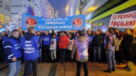 Yüksek vergilerden ve düşük ücretlerden bıktık!