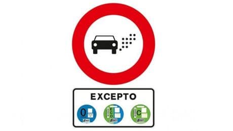 El detalle que revela si tu coche puede circular en zonas limitadas aunque no lo parezca: esto es lo que debes revisar