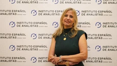 Lola Solana: la voz de los analistas