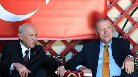Erdoğan ve Bahçeli, Malazgirt Zaferi etkinliklerinde görüştü