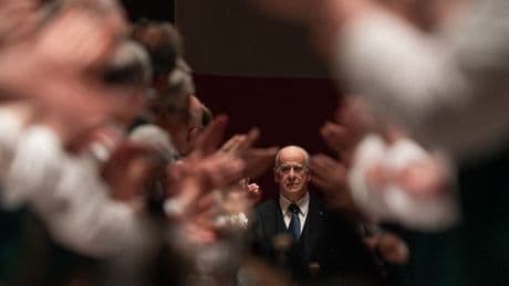 Sorrentino a Venezia: «Sono favorevole alla legge sull’eutanasia. Lo spunto da Mattarella»