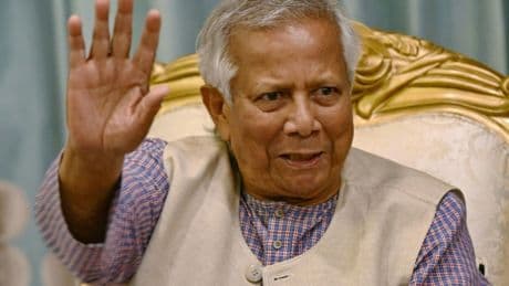 Gespräche mit zahlreichen Parteien: Übergangsregierung in Bangladesch will Krise abwenden