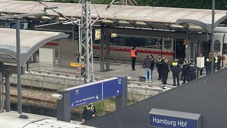 Gewalttat: Sechs Menschen bei Messerangriff lebensgefährlich verletzt
