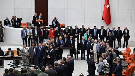 Meclisin 3. yasama yılından geriye bu kaldı: Sadece sermayeye çalıştılar