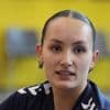 Volley-ball. Elite : la jeune passeuse Yuna Ansquer reste Nantaise