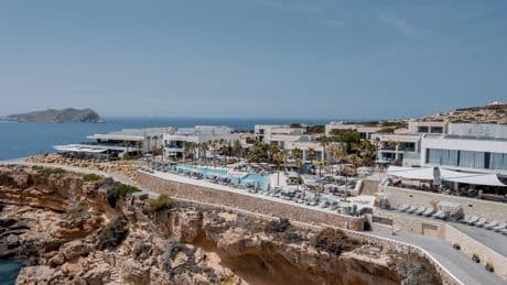 Blasson y King Street negocian comprar el hotel de lujo 7Pines