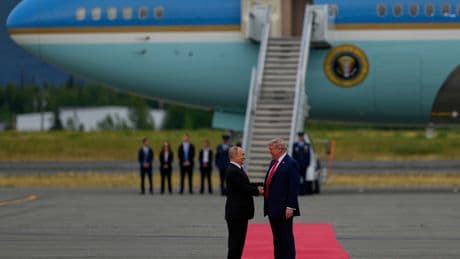 Trump recibe a Putin en Alaska para negociar una tregua en Ucrania