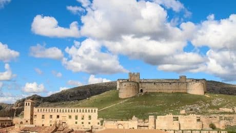 La curiosa forma de salvar la muralla medieval de Berlanga de Duero
