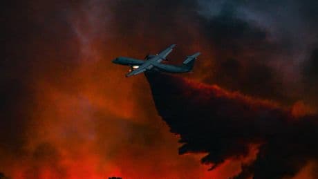 Francia in fiamme Ue: "Aiuti pronti"