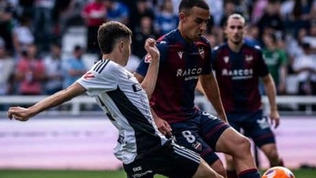 El Levante logra el ascenso a Primera tras remontar en el último minuto
