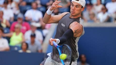 Jack Draper battles through difficult start to US Open campaign