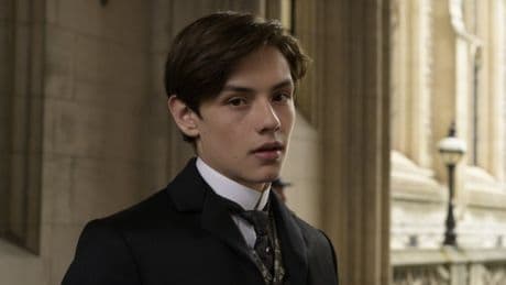 Netflix fans ‘genuinely confused’ after period drama reboot makes baffling change