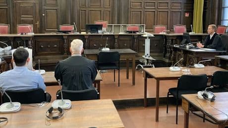 Drei Schüsse auf Zivilfahnder – 22-Jähriger muss sich wegen versuchten Mordes verantworten