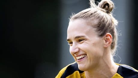 Herstelde Vivianne Miedema werkte zich op Kreta in het zweet om topfit aan EK-start te verschijnen