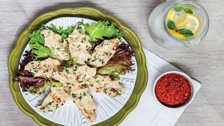 Çok az kişi biliyor, çoğu da yapmıyor! Bildiğiniz köfteleri unutun! Lezzet çökelekli köftede