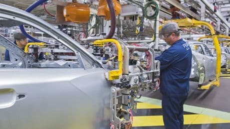 Stellantis, Ford, VW y Renault llevan al motor a beneficio récord en España