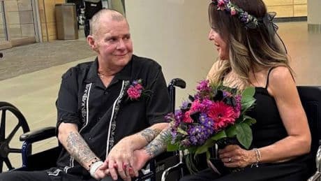 Junkyard singer David Roach dies weeks after getting married, aged 59
