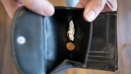 Finanzen: Sozialverbände rechnen mit mehr verschuldeten Menschen