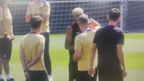 Distendida última sesión del Barça antes de despedir la Liga