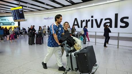 Third Heathrow runway means ‘inevitable’ ticket price hikes, passengers warned