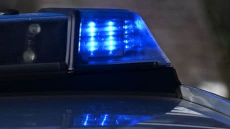 Polizei findet Leiche von vermisstem 13-Jährigen auf Bahngleisen