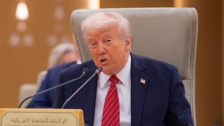 Trump, contra el gigante Walmart: “Que se trague los aranceles en lugar de subir los precios”