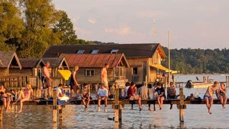 Wetter in Deutschland: Sommerwetter mit blauem Himmel und lauen Nächten