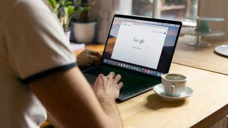 Google decidió romper su buscador. Ahora tiene una solución: que elijas tú mismo las noticias que quieres ver
