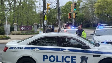 Streets around Saint Mary’s University in Halifax shut down due to bomb threat