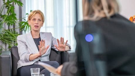 Bundesbildungsministerin Karin Prien - „Sind unsere Kinder dümmer geworden, Frau Prien?“