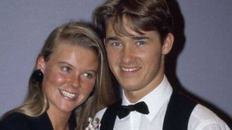 Stephen Hendry was banned from visiting his girlfriend and got hairdryer treatment