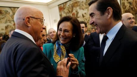 La banca dispara el beneficio un 27% por el efecto de un menor pago del impuesto y el aumento de comisiones
