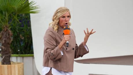Andrea Kiewel verwundert: „ZDF-Fernsehgarten“ hat eine neue Messer-Regel