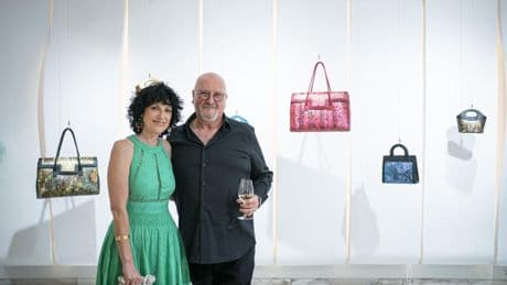 Ron Mills y Anna Busquets se unen en una exposición que aúna moda y arte